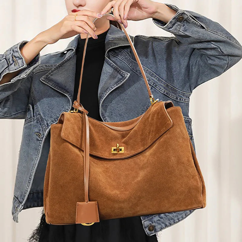 Large Chic Handbag