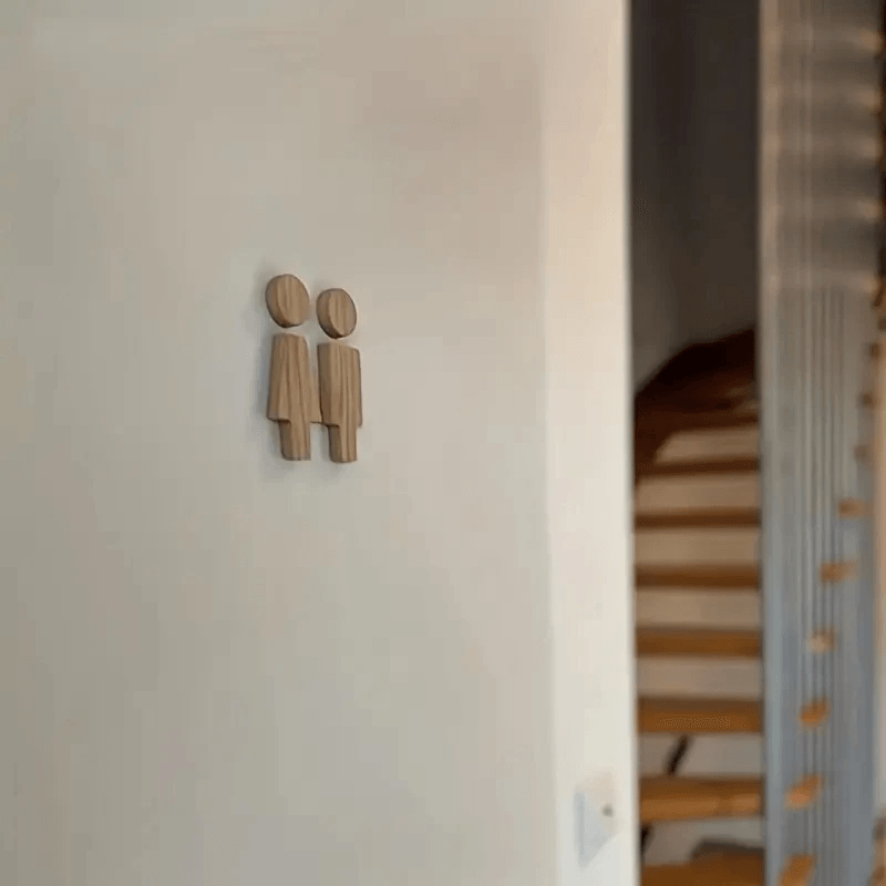 Natural Bathroom Decor - Oak Marker