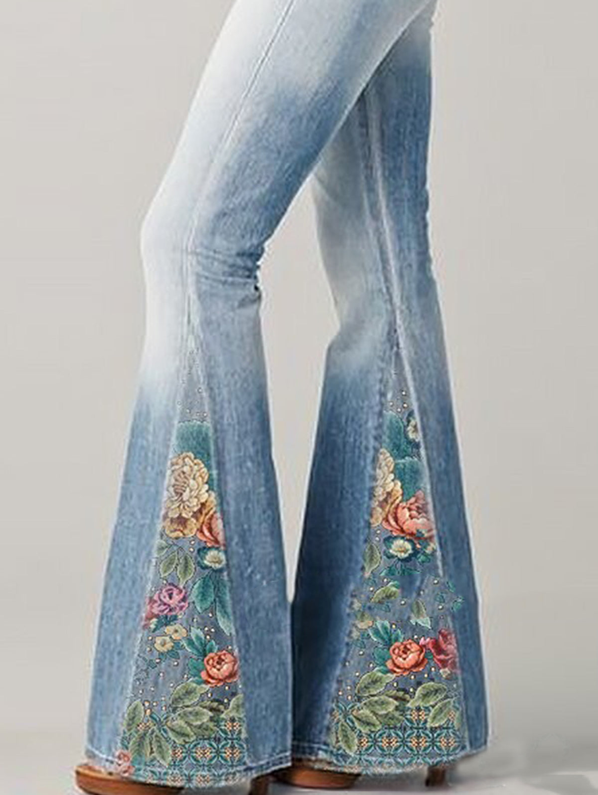Women's Flared Jeans - Luna