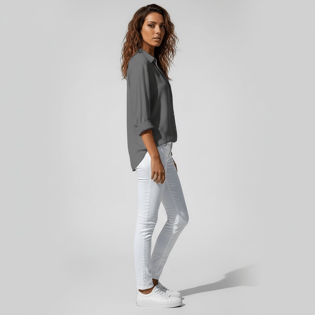 Women's Relaxed-Fit Long-Sleeve Button-Up Collared Blouse