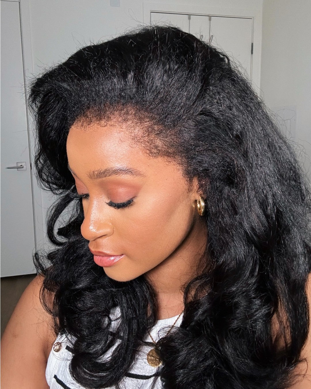 Black HD Lace Wig with Body Wave and Curly Edges