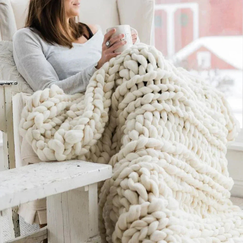 DIY Chunky 1000g Wool Yarn for Soft Blankets