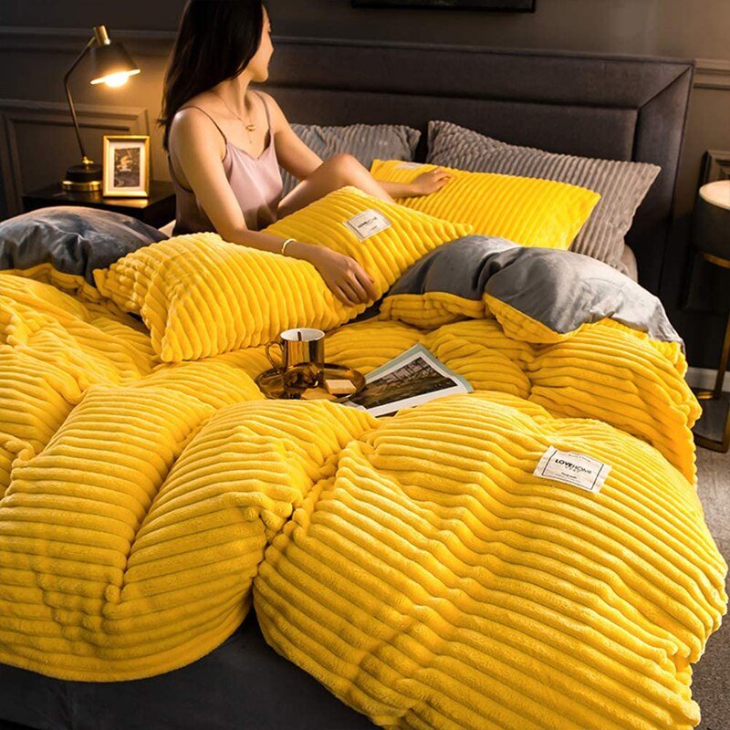 Luxury Fleece Duvet Cover – Warmth and Comfort for Winter