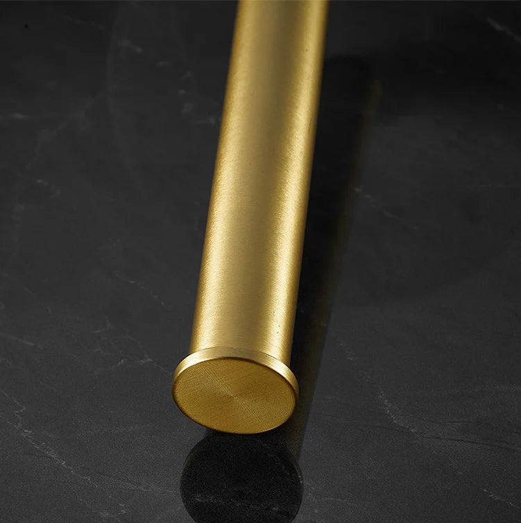 Practical Kitchen Roll Holder – Marble and Gold Design, Easy to Use – Perfect for the Home