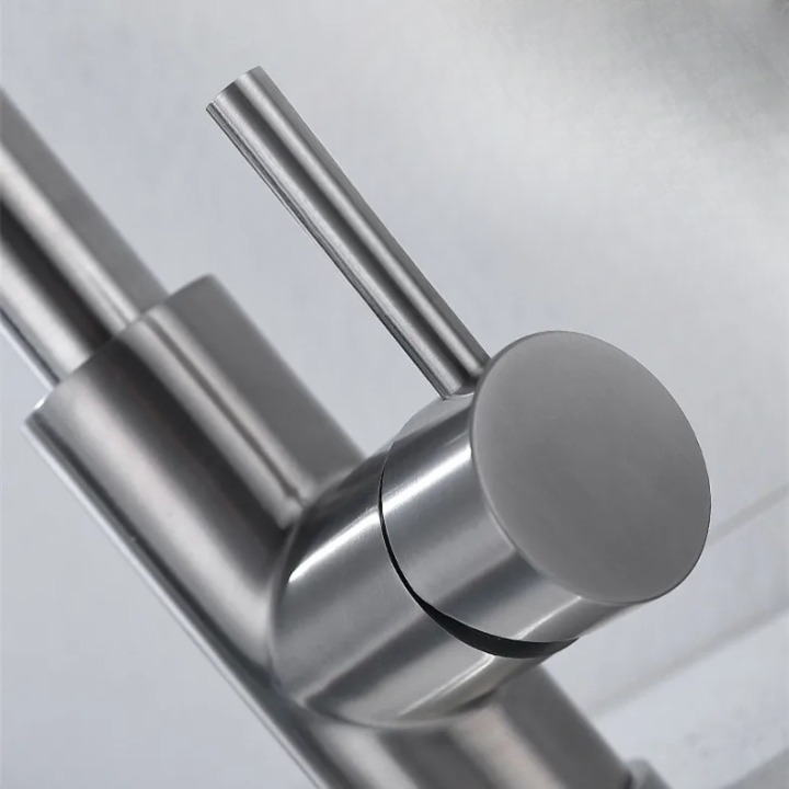 Pull-Out Kitchen Mixer Tap – Touchless Sensor Tap with Flexible Spout | Modern Brass Faucet