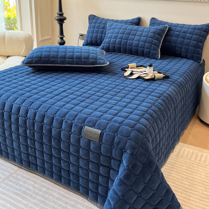 Soft, Fluffy and Cozy Modern Daybed Cover