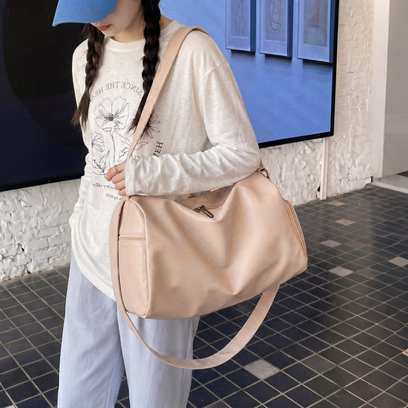 Sport Duffel Bag with Versatile Interior Layout