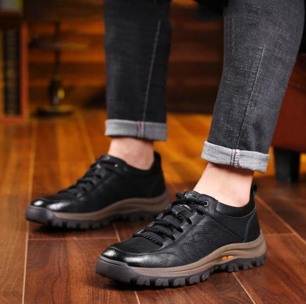 Stylish Men's Orthopedic Shoes – Lightweight, Waterproof and Non-Slip