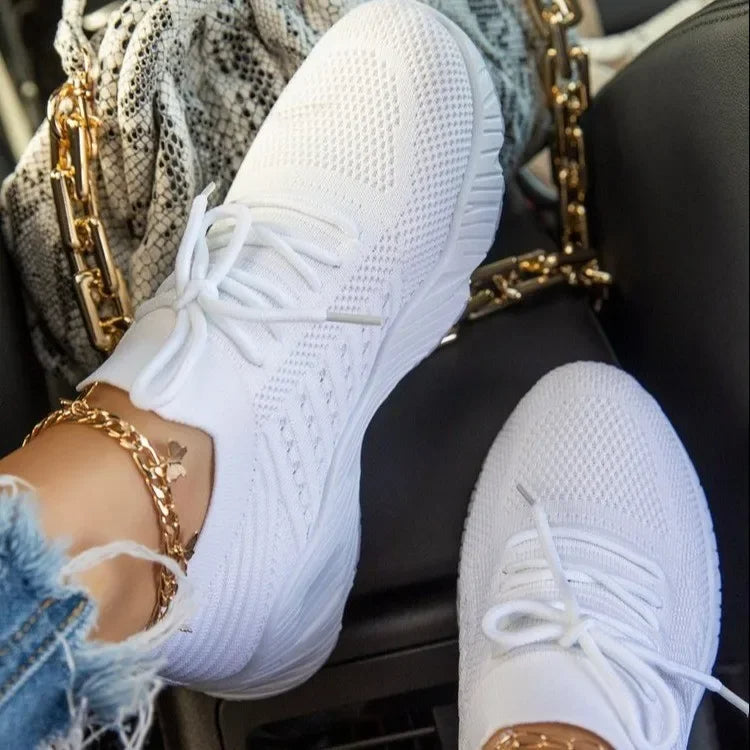 Women's Lightweight Breathable Sneakers with Everyday Comfort and Versatility
