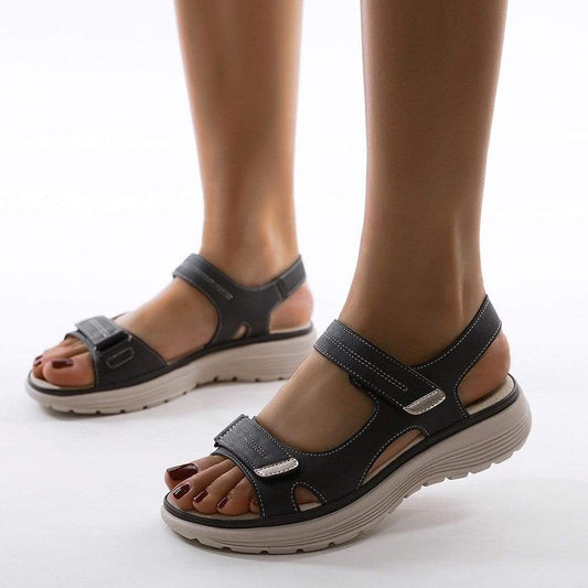 Women's Orthopaedic Sandals with Adjustable Straps for Optimal Comfort