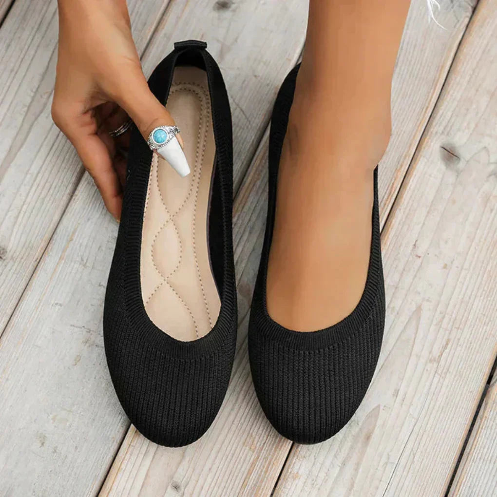 Women’s Summer Comfort Shoes – Lightweight, Supportive Design for Warm-Weather Wear